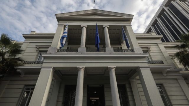 «Ανοίγουν» καινούργια μέτωπα: Σκληρή απάντηση Αθήνας στην Άγκυρα – «Υποστηρίζουμε απαρέγκλιτα τα κυριαρχικά μας δικαιώματα»