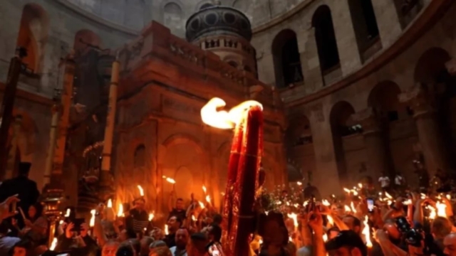 Εν αναμονή του Αγίου Φωτός  – Με ειδική πτήση θα μεταφερθεί στο μετόχι του Παναγίου Τάφου και σε όλες τις Μητροπόλεις