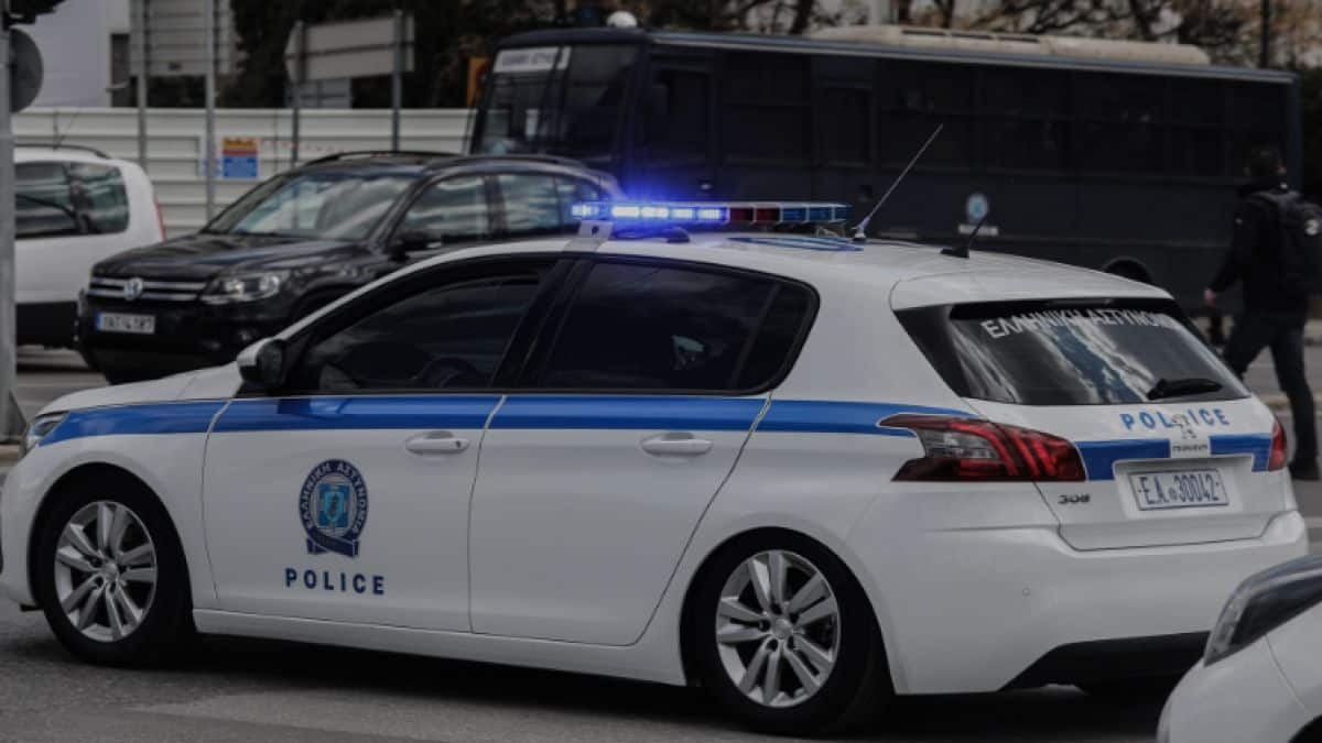 Παραλίγο κρατούμενοι στο Βόλο: Την γλίτωσαν τελευταία στιγμή νεαροί που έκλεβαν καταστήματα εστίασης