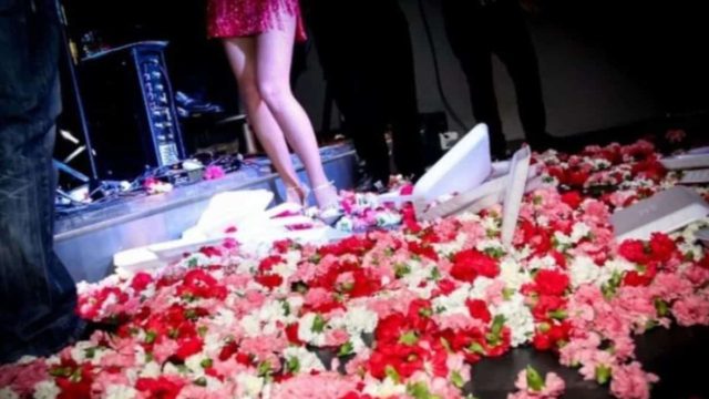 Λέτσος! Παίκτης πήγε στα “μπουζούκια” με ρούχα της προπόνησης!