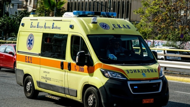 Ανάσταση στην Κρήτη: Έσκασε κροτίδα στο χέρι 14χρονου – Στο νοσοκομείο με τραύματα στα δάχτυλα