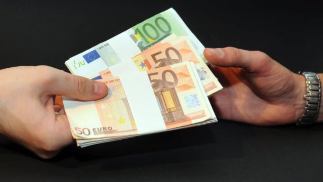 Τεράστια ανάσα: Επίδομα 350 ευρώ προς όλους