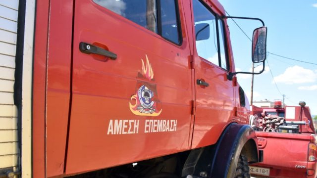 Φωτιά στην περιφερειακή Αιγάλεω – Στην Αττική εκατοντάδες ακαθάριστα οικόπεδα εν μέσω αντιπυρικής περιόδου