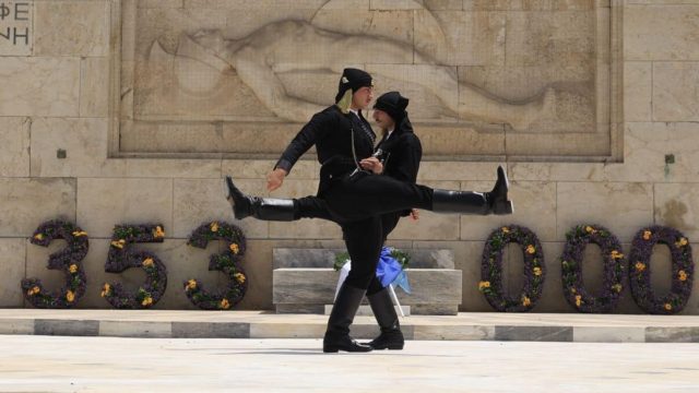 Η Φωτογραφία της Ημέρας: 105 χρόνια από τη σφαγή και τον ξεριζωμό των Ελλήνων του Πόντου