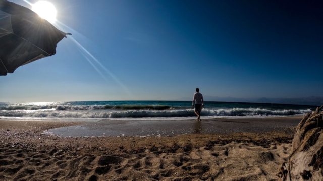 Τρομακτικές προβλέψεις για το φετινό καλοκαίρι: Οι θερμοκρασίες θα είναι οι πιο υψηλές των τελευταίων χρόνων