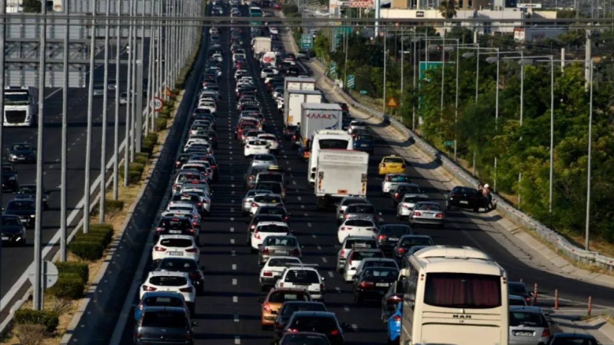 Κίνηση τώρα: Μποτιλιάρισμα στον Κηφισό – Καθυστερήσεις και στην Αττική οδό