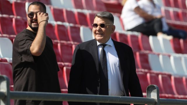 «Βόμβα» στον Ολυμπιακό: Παραιτήθηκε ο Αλέξης Κούγιας!