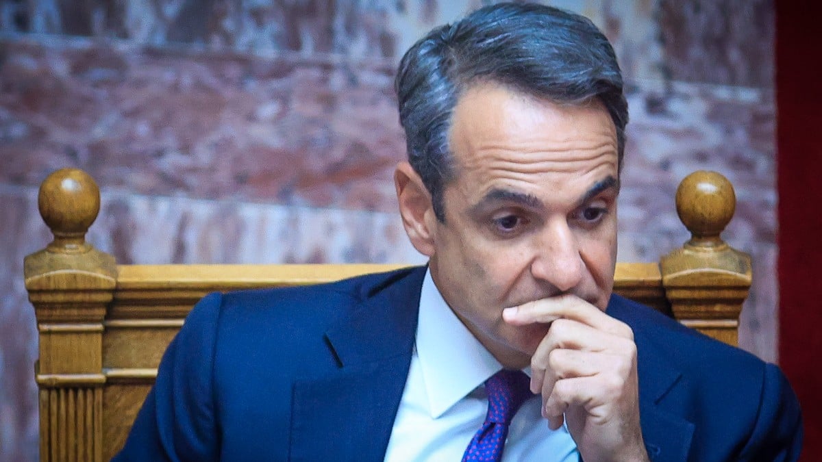 «Καρφιά» Μητσοτάκη στη Βουλή: «Στο DNA του ΣΥΡΙΖΑ το ψέμα, ροζ ο ήλιος του ΠΑΣΟΚ πλέον – Αφήνουμε πίσω οριστικά την εποχή της χρεοκοπίας»