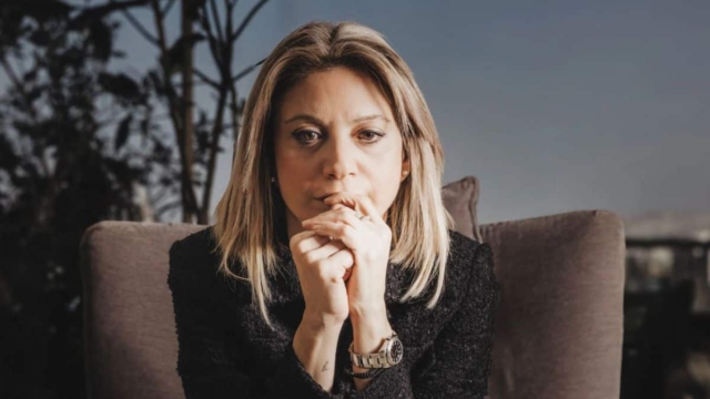 Μαρία Καρυστιανού: «Πρέπει να παίρνω ένα ηρεμιστικό πριν ακούσω τον Κ.Μητσοτάκη να μιλάει για τα Τέμπη»