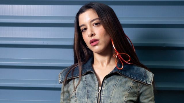 Το “ZARI” της Μαρίνας Σάττι το πρώτο ever τραγούδι με ελληνικό στίχο που μπήκε στα παγκόσμια charts!