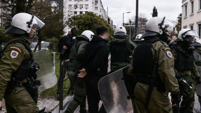Συνελήφθησαν 12 οπαδοί του Παναθηναϊκού εντός και εκτός Λεωφόρου – Ποιες κατηγορίες τους βαραίνουν