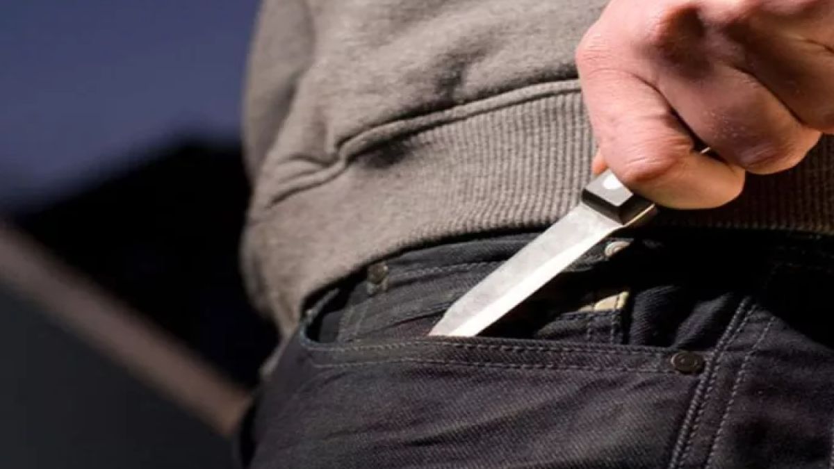 Άνδρας σε κατάσταση αμόκ: Μαχαίρωσε τον αδελφό του στη Λάρισα και τραυμάτισε ελαφρά και φίλο του και ένα αγοράκι 10 μηνών