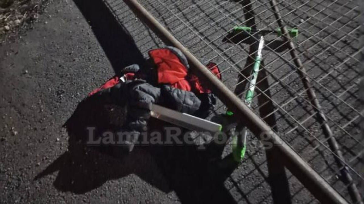 Ανατριχιαστικό ατύχημα στην Φθιώτιδα: Πόρτα έπεσε από σχολείο και καταπλάκωσε 6χρονο!