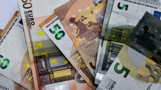 ΕΦΚΑ: Με γοργούς ρυθμούς η απονομή των συντάξεων – Στις 21.000 οι ληξιπρόθεσμες αιτήσεις