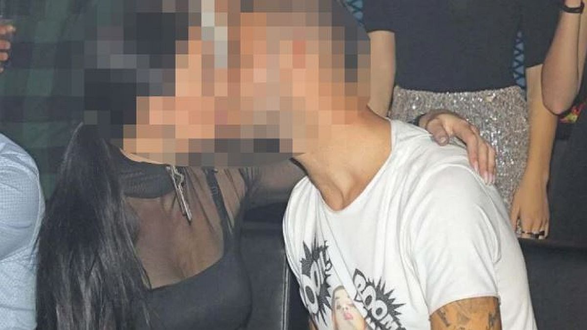 Χώρισε Έλληνα ποδοσφαιριστή δημόσια και τώρα σβήνει το τατουάζ του! (ΒΙΝΤΕΟ)