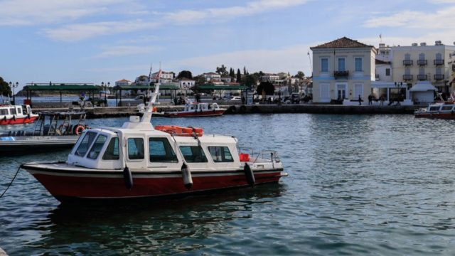 Σοκ στις Σπέτσες: Εντοπίστηκε νεκρός 44χρονος Άγγλος στο Παλιό Λιμάνι – Ήταν μέλος του ιστιοπλοϊκού πληρώματος