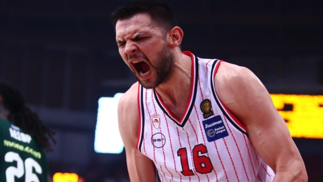 Basket League: «Ερυθρόλευκoς» και ο δεύτερος τελικός – Μία νίκη μακριά από τον τίτλο ο Ολυμπιακός (video)