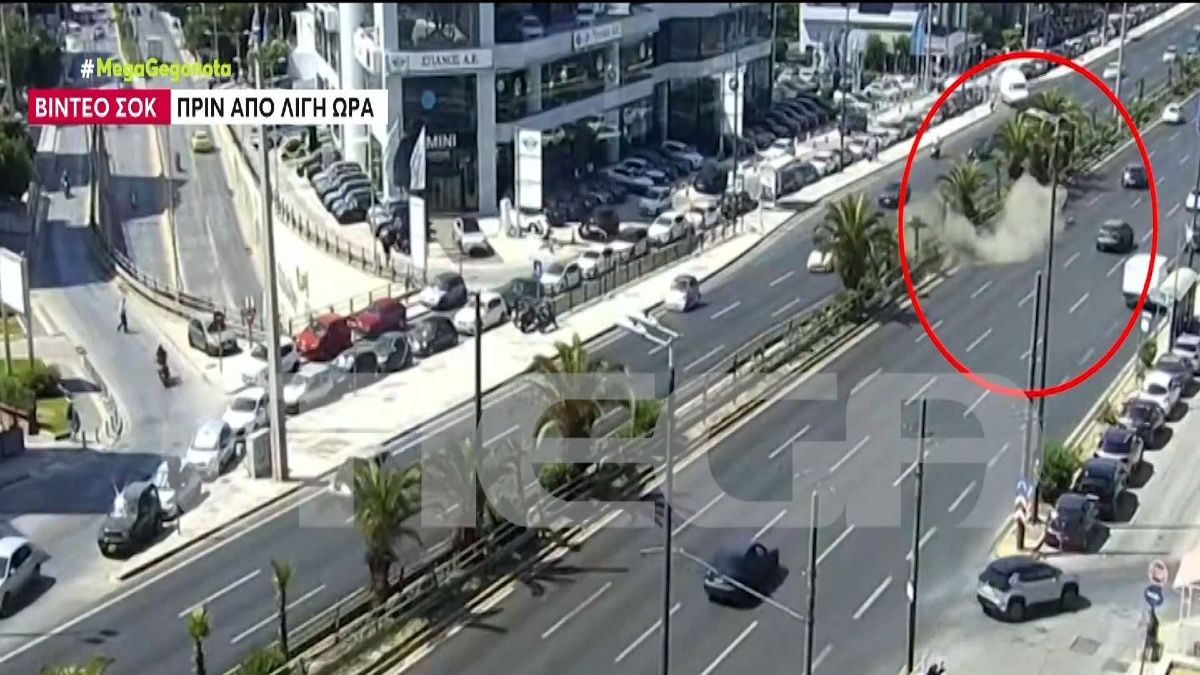 Τρομακτικό τροχαίο στη Συγγρού: Βίντεο ντοκουμέντο με το όχημα να αναποδογυρίζει 5 φορές