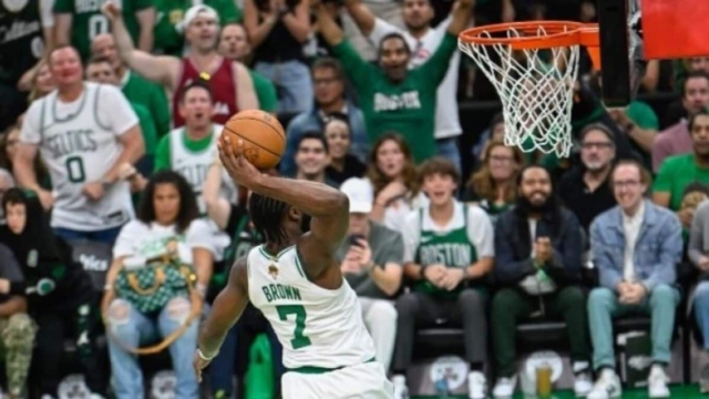 NBA: Πάρτι των Σέλτικς στον πρώτο τελικό και προβάδισμα τίτλου (video)