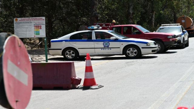 Φωτιά στο κέντρο της Αθήνας: Στις φλόγες κτίριο στην Ευελπίδων