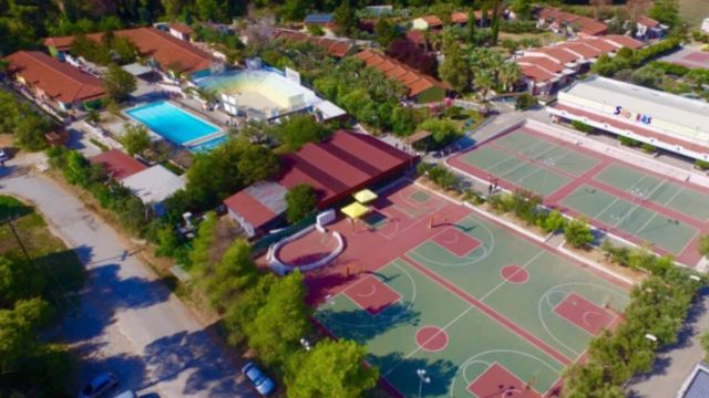 Γραμματικό: 100 παιδιά έφυγαν από κατασκήνωση με εμετούς και υψηλό πυρετό