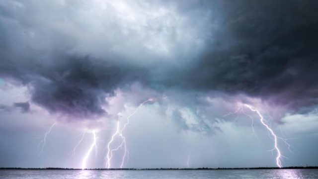 Ασύλληπτη τραγωδία στη Χαλκιδική: Κεραυνός χτύπησε και σκότωσε 13χρονο κορίτσι