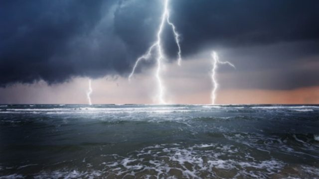 Τραγωδία στη Χαλκιδική: Ο κεραυνός χτύπησε τη 13χρονη μπροστά στα μάτια των γονιών της – Επί 45 λεπτά της έκαναν ΚΑΡΠΑ