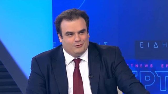 Πιερρακάκης: «Οι Πανελλαδικές δεν είναι ούτε η αρχή ούτε το τέλος» – Οι πρώτες εκτιμήσεις για τις βάσεις