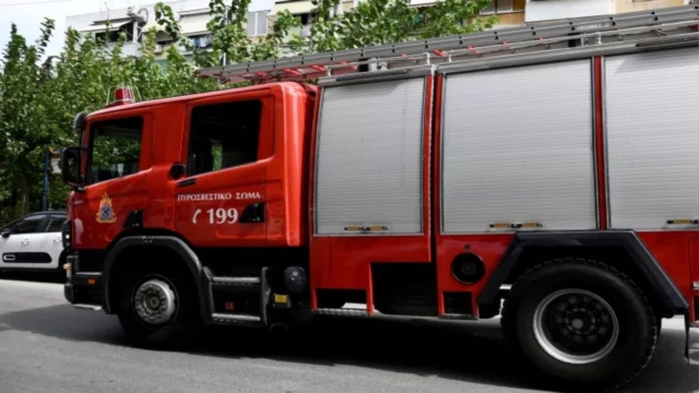 Φωτιά στο Μαραθώνα: Στη περιοχή Καλέντζι οι πυροσβεστικές δυνάμεις