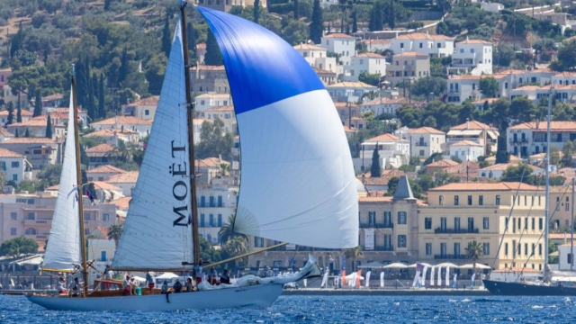 Spetses Classic Yacht Regatta 2024: Η Moët & Chandon Χρυσός Χορηγός του κορυφαίου Διεθνή Αγώνα Ιστιοπλοΐας