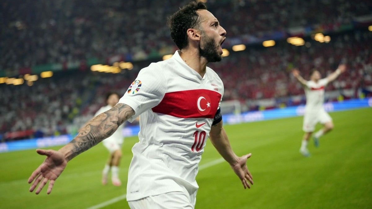 Euro 2024: Τσαλχάνογλου και Τοσούν «κλείδωσαν» την πρόκριση για την Τουρκία και πέταξαν εκτός τους Τσέχους (video)