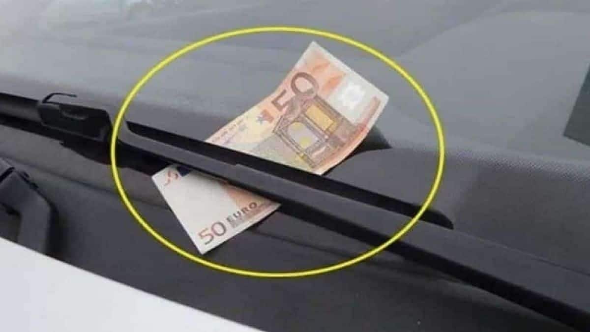 Απάτη: Αν βρείτε χαρτονόμισμα στο παρμπρίζ του αυτοκινήτου σας, μην χαρείτε!