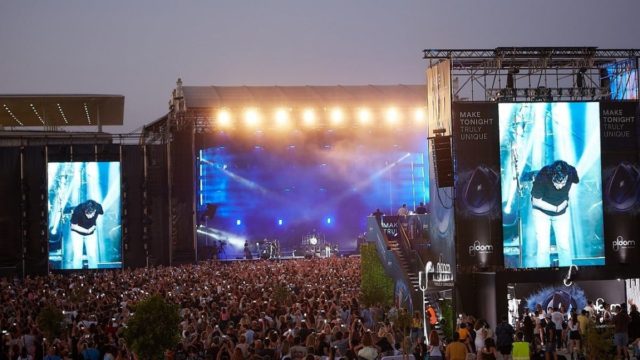 Ο Βασίλης Παπακωνσταντίνου ήταν και στο Release Athens ο αιώνιος έφηβος Βασίλης μας που λατρέψαμε