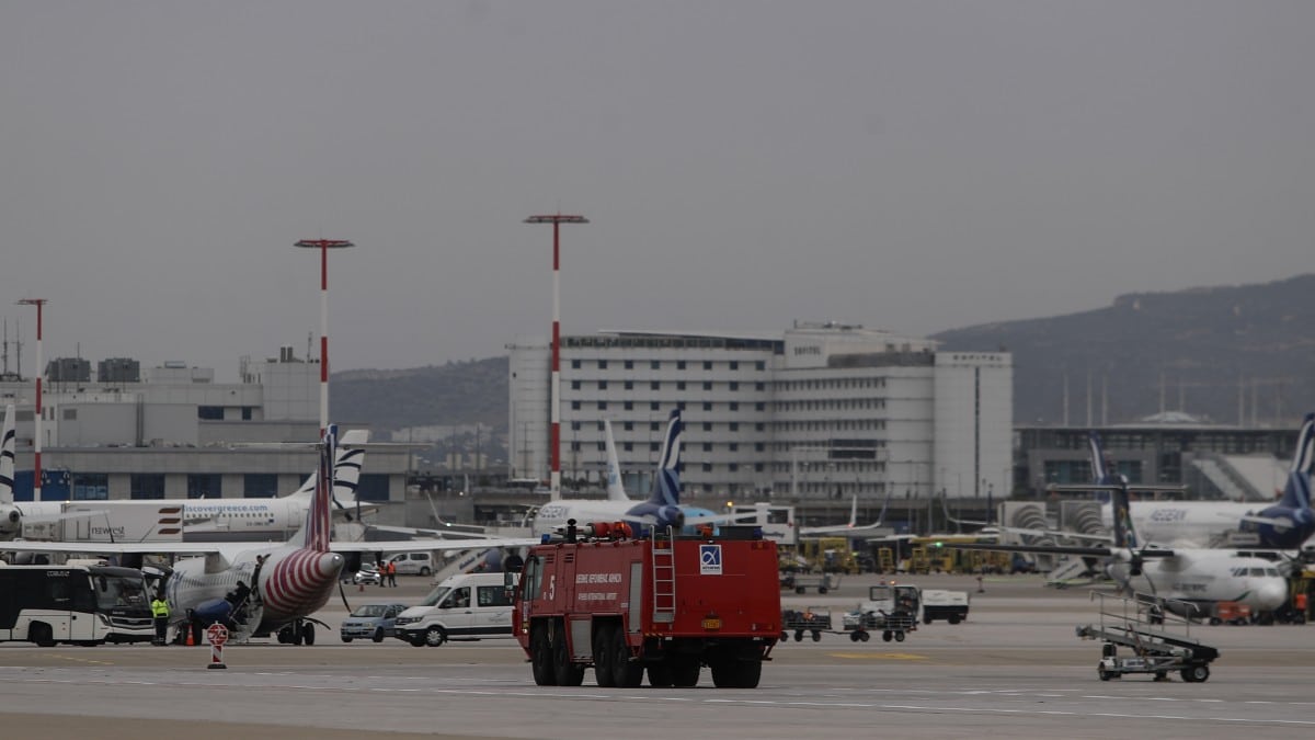 Αναγκαστική προσγείωση της πτήσης Λονδίνο – Χανιά στο Ελευθέριος Βενιζέλος με 233 επιβάτες