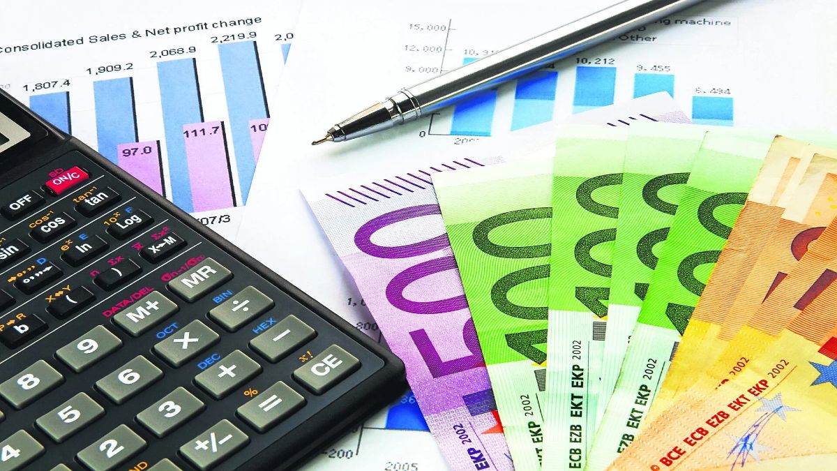 «Ζεστό» χρήμα στα ΑΤΜ: Αναδρομικά 100 έως 280 ευρώ – Έρχονται νέες καταβολές