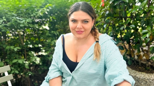 Πίσω στα πάτρια εδάφη η Δανάη Μπάρκα: Ανανεώνει το καμαρίνι της για τον Σεπτέμβριο