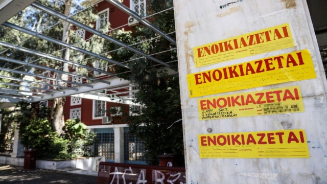 «Εφιάλτης» για φοιτητές και γονείς: Αγγίζει το 20% η αύξηση στα ενοίκια της Αθήνας – Οι «απαγορευτικές» περιοχές (video)