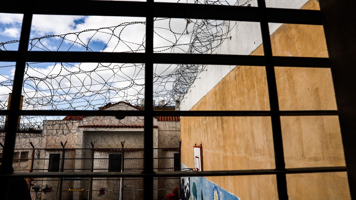 Έκτακτος έλεγχος στις φυλακές Κορυδαλλού: Οπλοστάσιο από μαχαίρια και σουβλιά – Συνελήφθησαν κρατούμενοι