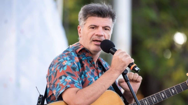 Φοίβος Δεληβοριάς: «Πνίγομαι. Καμία αντίδραση…» – «Μακάρι να υπήρχε η παλιά αστική δημοσιογραφία»