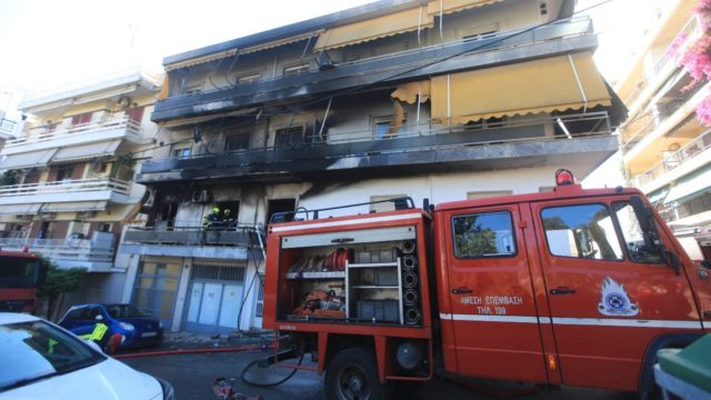 Συναγερμός: Φωτιά σε διαμέρισμα στους Αγίους Αναργύρους