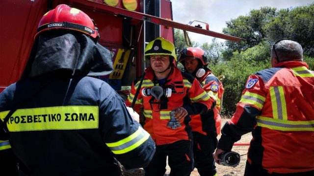 Σοκ στη Νίκαια: Εντοπίστηκε απανθρακωμένος σε οικία στην Πέτρου Ράλλη