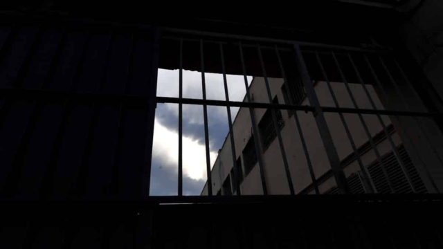 Σοκ στις φυλακές Αγίου Στεφάνου: 32χρονος έγκλειστος βίασε συγκρατούμενό του στα λουτρά