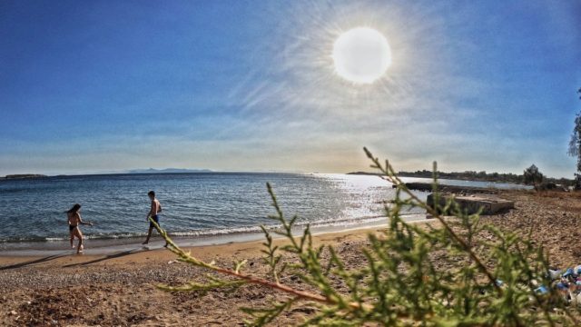Καιρός σήμερα 1/7: Άνεμοι και υψηλές θερμοκρασίες – Σε ποιες περιοχές ο υδράργυρος θα πλησιάσει τους 40 βαθμούς