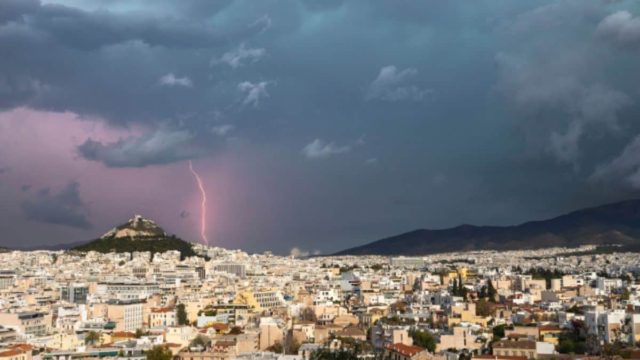 Έκτακτο δελτίο επιδείνωσης του καιρού: Έρχονται βροχές και καταιγίδες