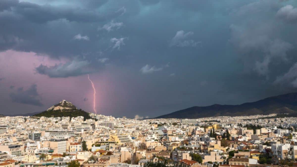 Έκτακτο δελτίο επιδείνωσης του καιρού: Έρχονται βροχές και καταιγίδες