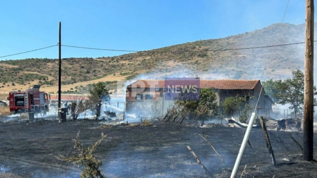 Συναγερμός για φωτιά στο Βιομηχανικό Πάρκο στην Καστοριά – Κάηκε ένας ορνιθώνας