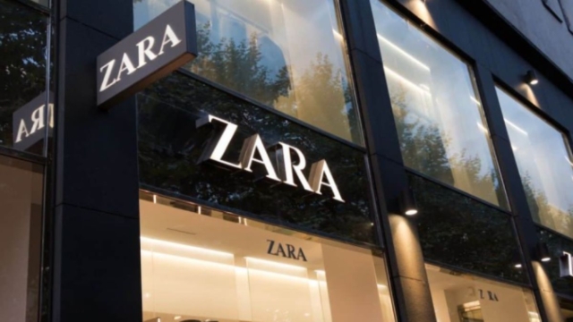 Έσπευσαν στα ZARA: Δεν έχουν τέλος οι εκπτώσεις με τα δοκιμαστήρια να μην αδειάζουν – Τα trends που έχουν βάλει φωτιά στα καταστήματα