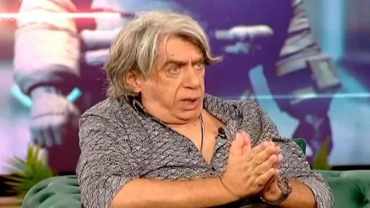 Κώστας Μπερικόπουλος: «Παπάς παρενόχλησε την αδελφή μου – Μπήκε στο σπίτι μας για να ευλογήσει την κηδεία του πατέρα μας»