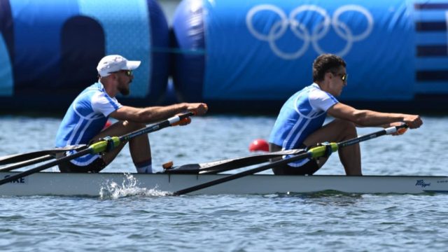 Ολυμπιακοί Αγώνες 2024: Θρίαμβος για Παπακωνσταντίνου και Γκαϊδατζή – Στον τελικό του διπλού σκιφ