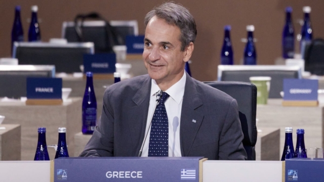Στην αντεπίθεση ο Κυριακός Μητσοτάκης: «Δεν καταργείται η 5ήμερη εργασία, δεν αλλάζει το ωράριο απασχόλησης»